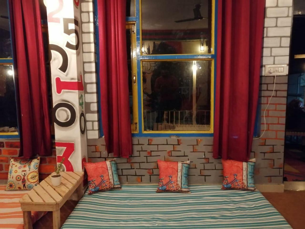 La Vaca India Mcleodganj Hostel McLeod Ganj Εξωτερικό φωτογραφία